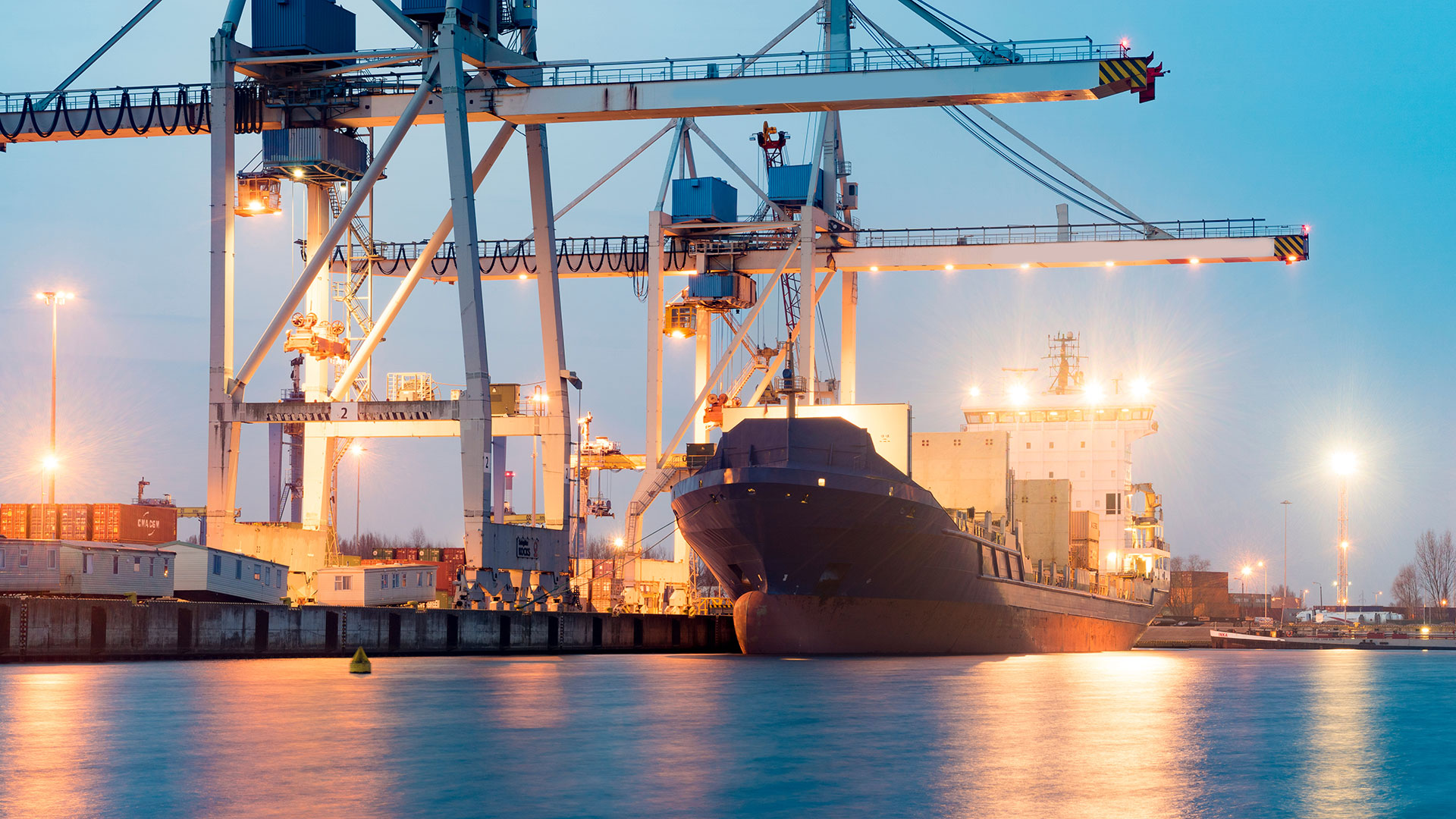 Trends for sustainable ports and shipping